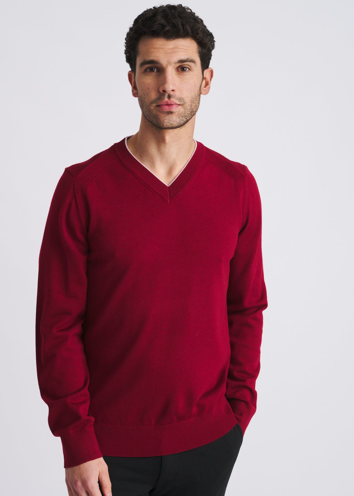 MERLOT/PETAL CONTRAST V-NECK WOOL BLEND KNIT SWEATER PM-16418