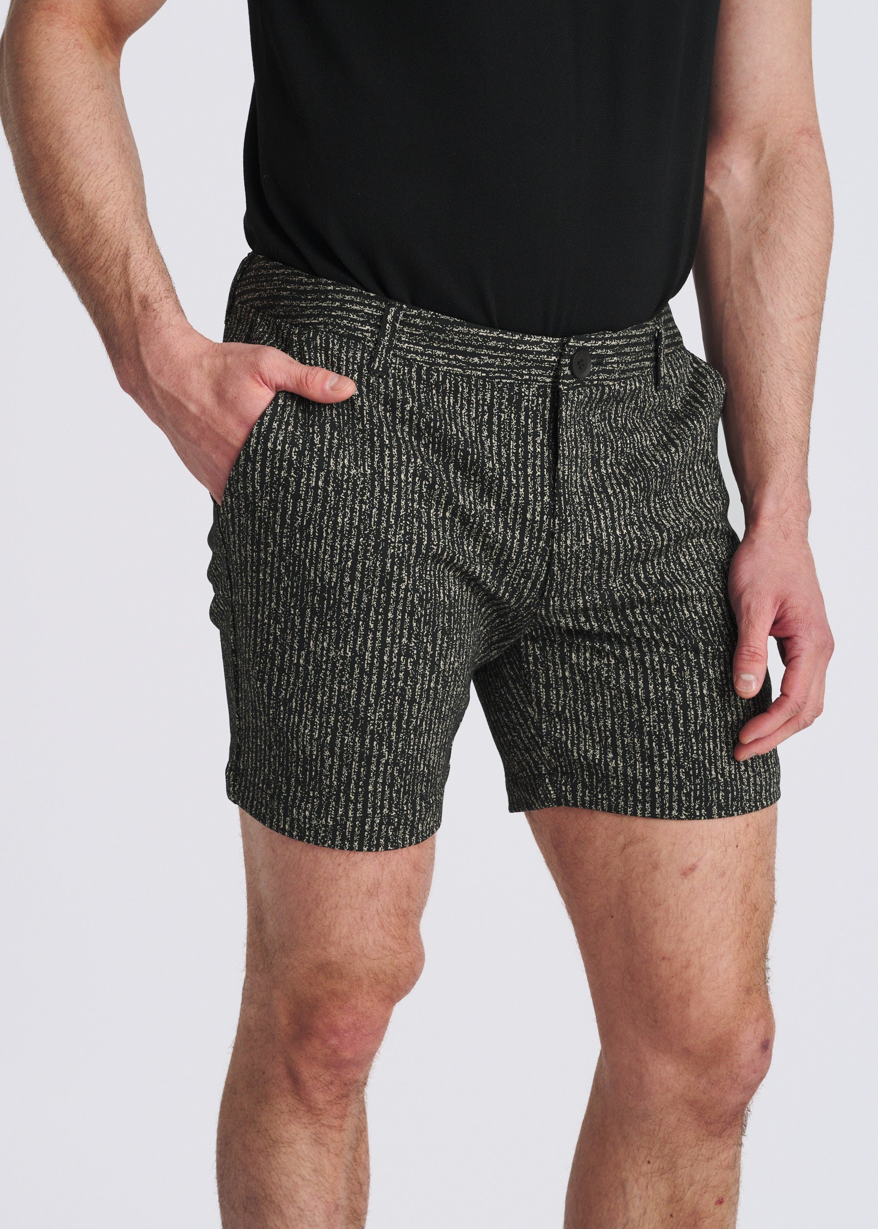 BLACK HERRINGBONE JACQUARD 6" INSEAM STRETCH KNIT CHINO SHORTS PM-2549