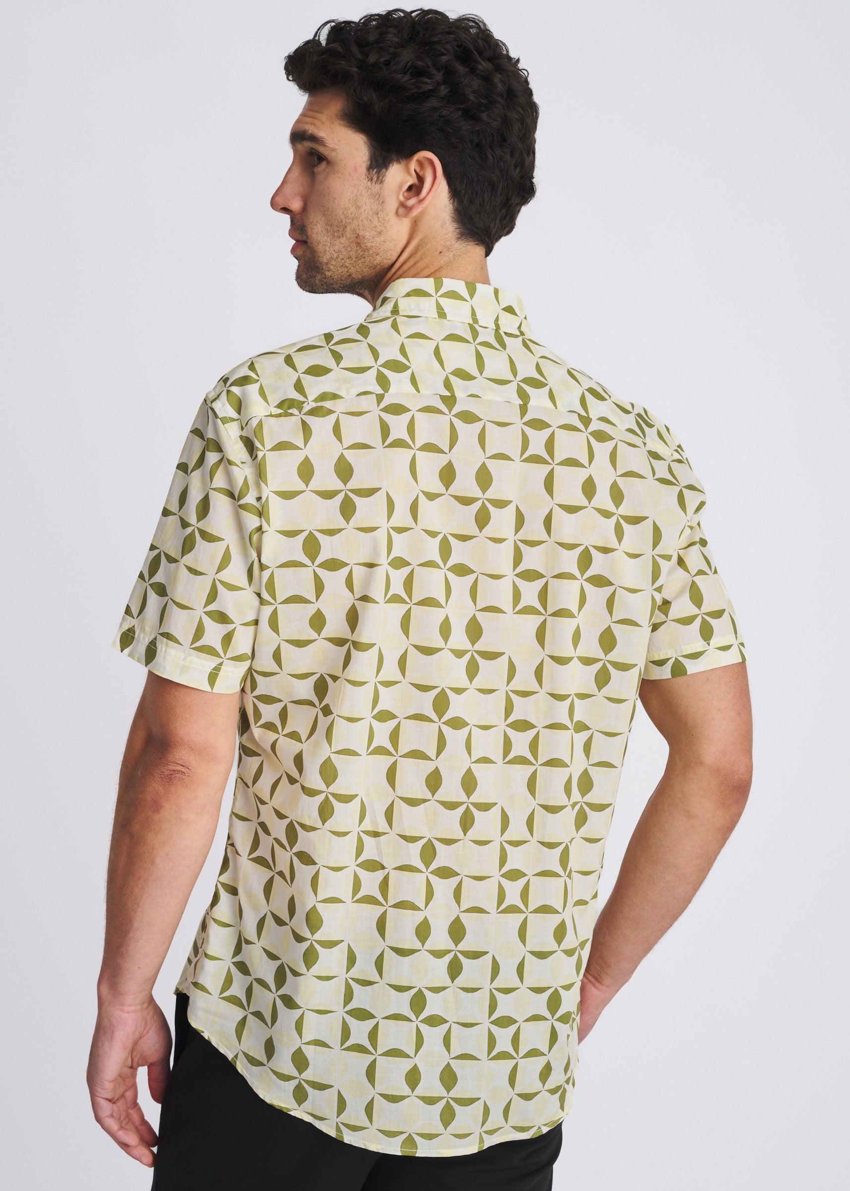 YOLK/RANGER TILES PRINTED LIGHTWEIGHT COTTON/TENCEL SHORT SLEEVE WOVEN SHIRT PM-47058