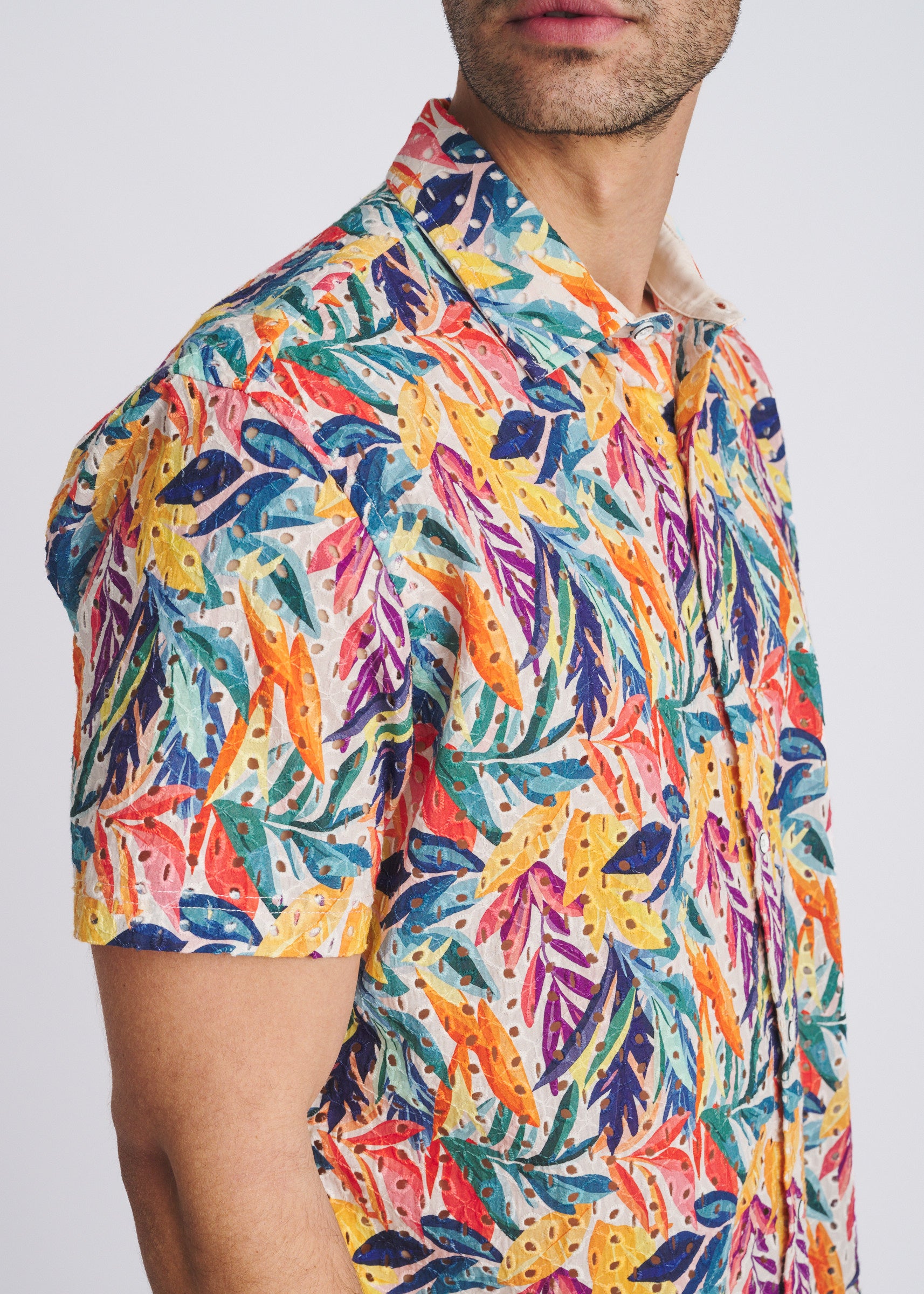 RAINBOW LEAVES PRINTED EYELET SHORT SLEEVE WOVEN SHIRT PM-51011