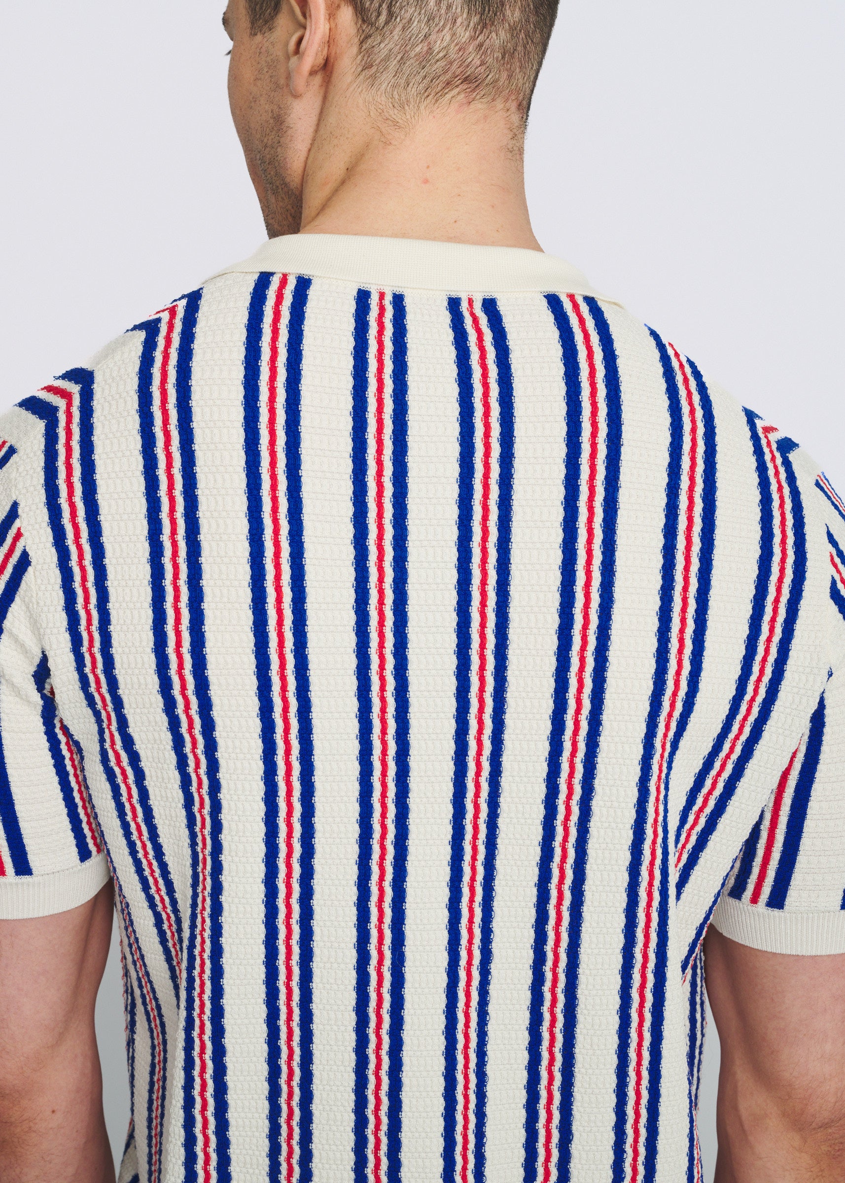 OFF WHITE OPEN MESH PINSTRIPES SILK/TENCEL BUTTON FRONT KNIT SHIRT PM-16341