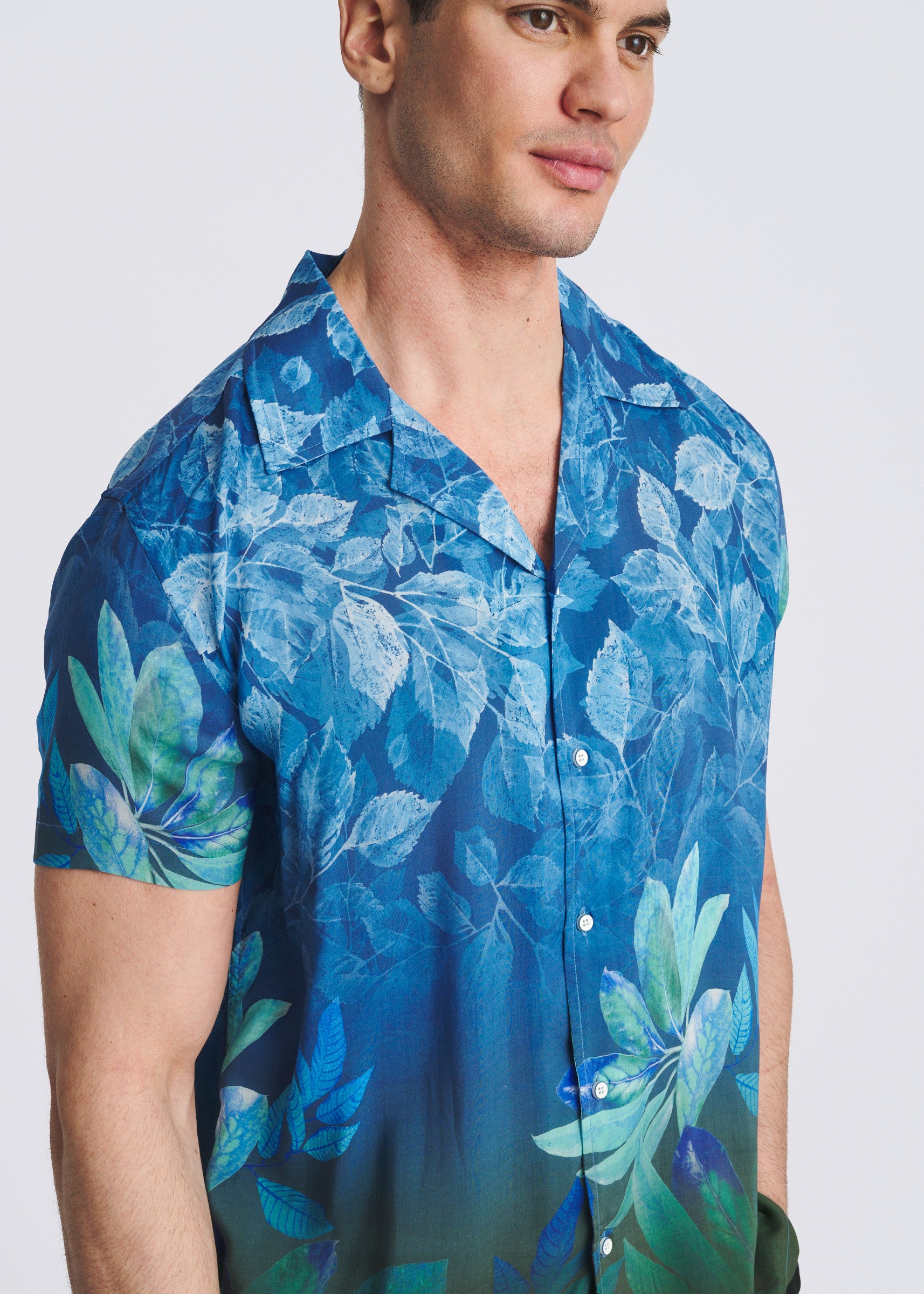 PEACOAT/FOREST LEAVES PRINTED SHORT SLEEVE WOVEN MODAL BORDER SHIRT PM-49033