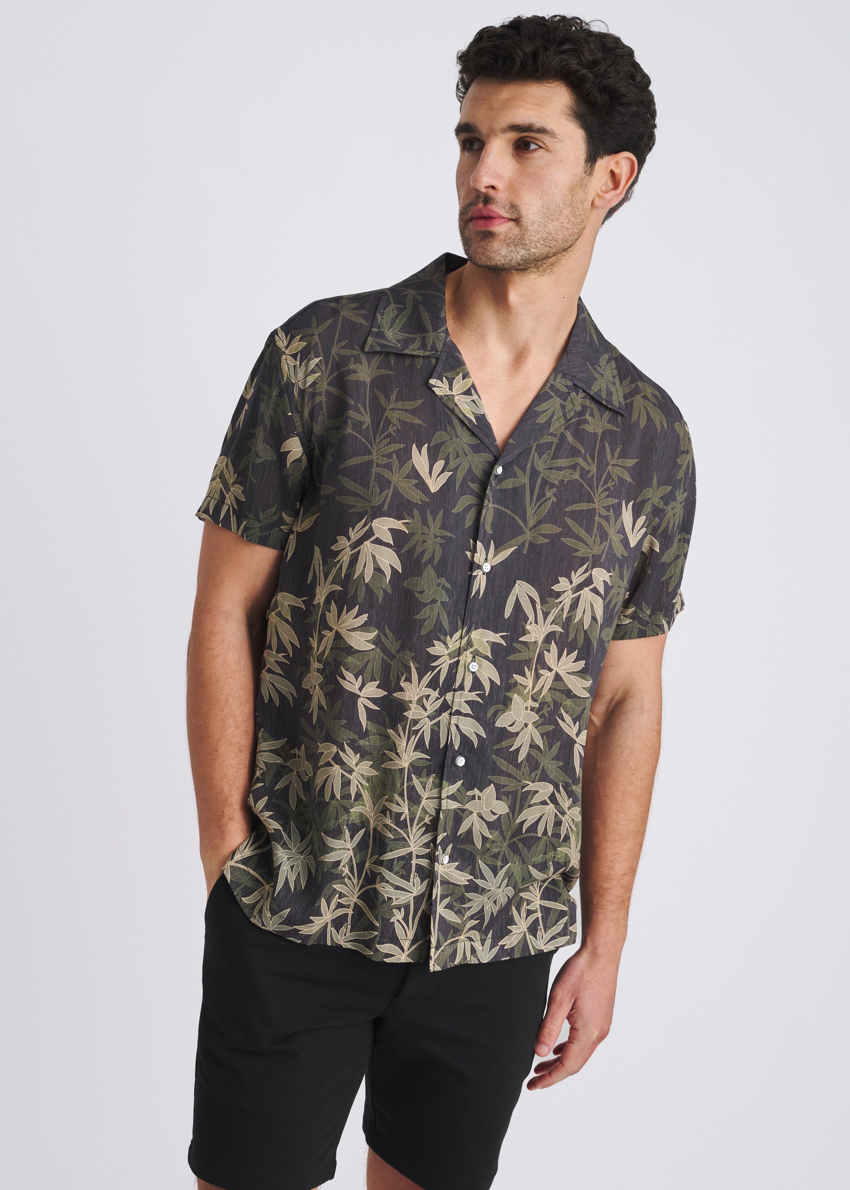 KHAKI/RANGER FAUNA PRINTED SHORT SLEEVE WOVEN MODAL BORDER SHIRT PM-49036
