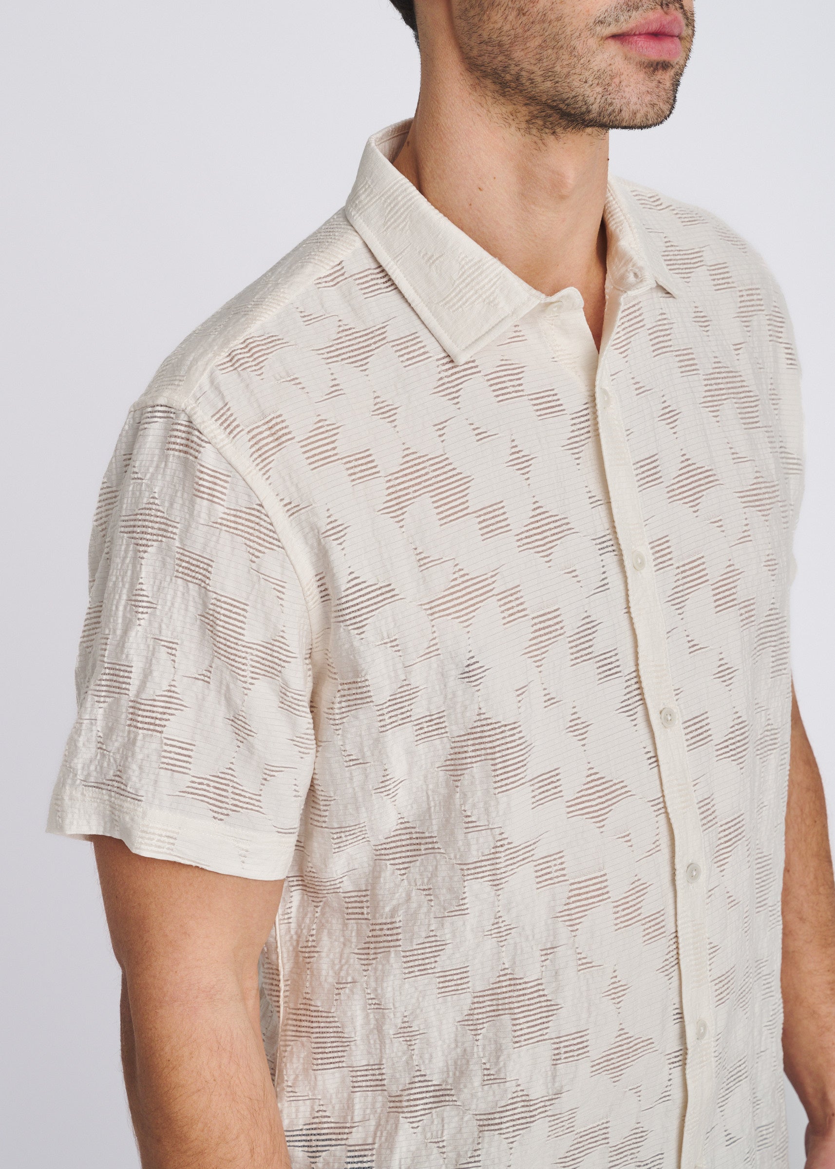 ECRU FLORAL LIGHTWEIGHT JACQUARD SHORT SLEEVE WOVEN SHIRT PM-51007